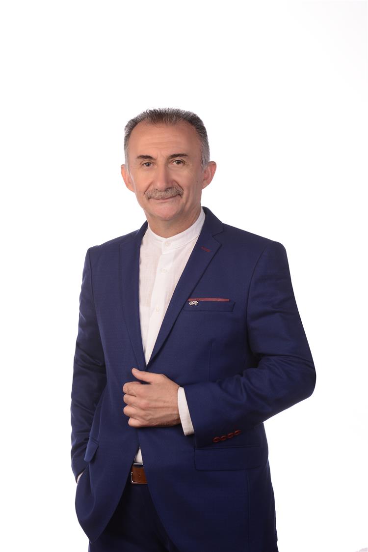 YAŞAR YALÇI